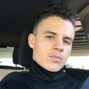 Meet your Posher, Christopher